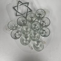 Acrylic Hamsa Kiddush Serving Set with Glasses | Wedding Gift | Engagement Gift | Housewarming Gift - Image 3