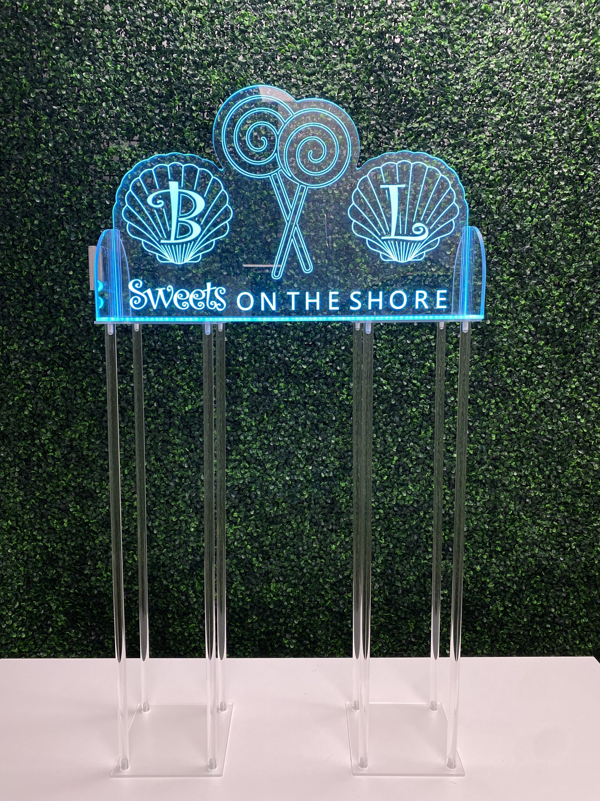 LED Acrylic Light Up Display Centerpiece with Base - Create Your Own With Photo, Text, Logo or Design - Sweet 16, Birthday, Bar | Bat Mitzvah, Weddings, Graduation - Image 3