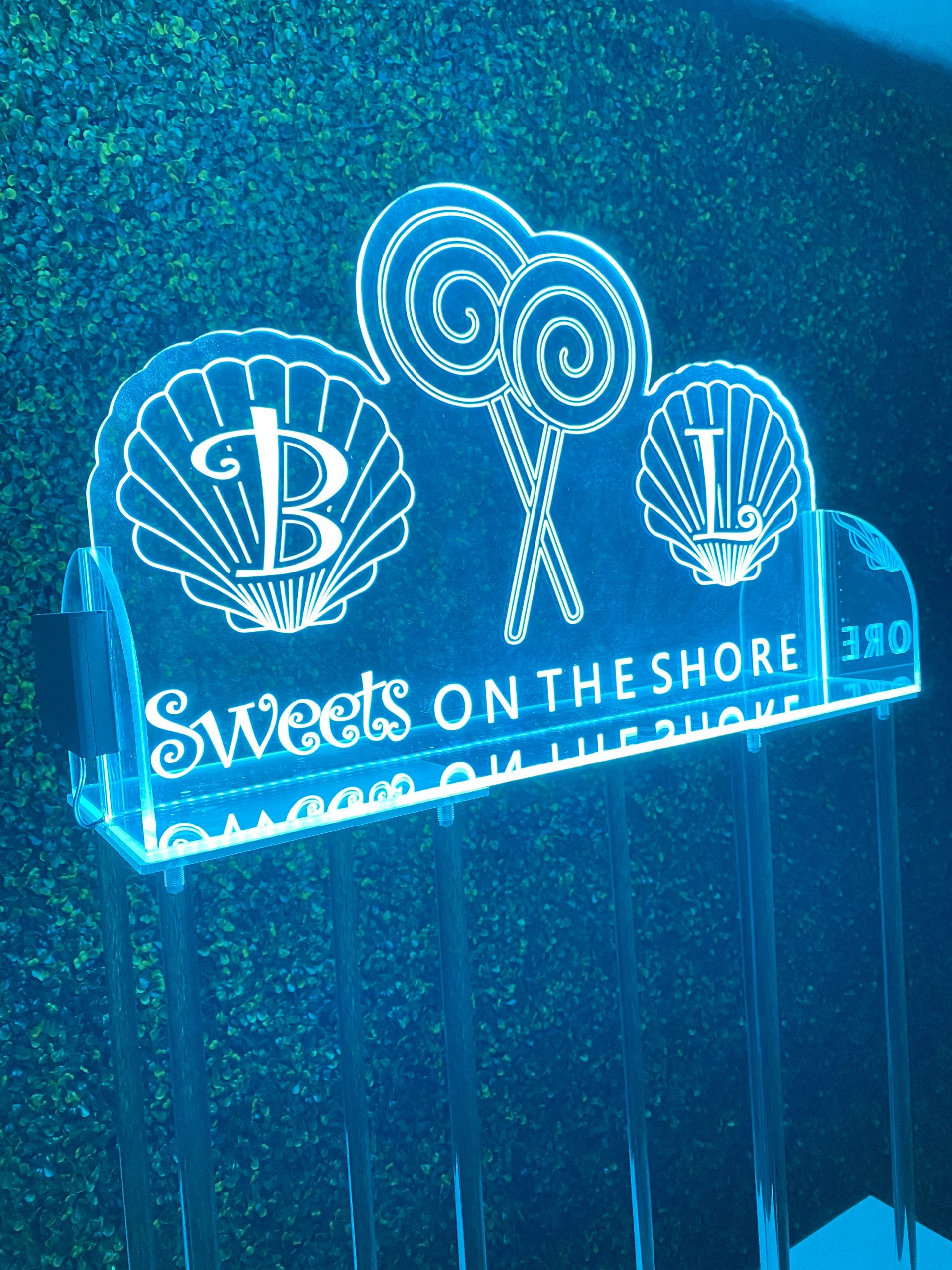 LED Acrylic Light Up Display Centerpiece with Base - Create Your Own With Photo, Text, Logo or Design - Sweet 16, Birthday, Bar | Bat Mitzvah, Weddings, Graduation - Image 12